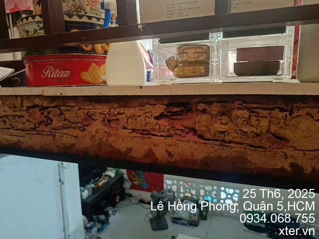 1 688
